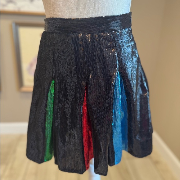 New! QUEEN OF SPARKLES Rainbow Sequin Pleated Mini Skort - Picture 3 of 11